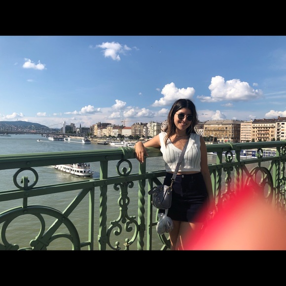 Meet your Posher, Chantel - Picture 1 of 1